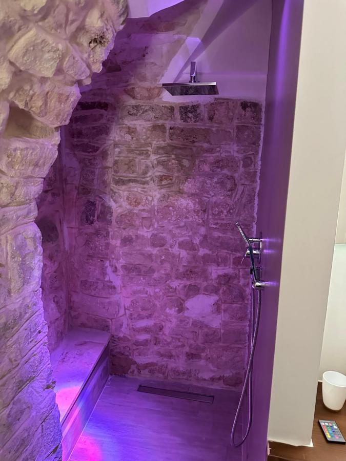 Giovinazzo Suite Pavone Griffi מראה חיצוני תמונה